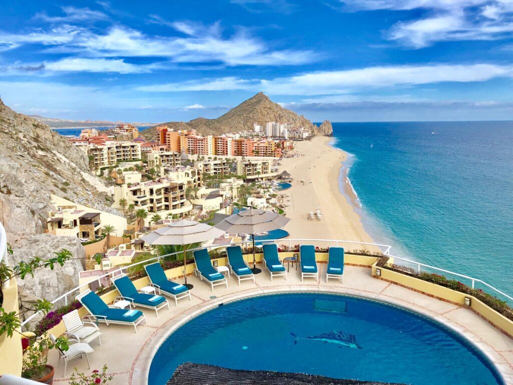 Los Cabos Luxury Fundadores Villa Piedra - Fundadores, Puerto Los Cabos, blends modern and traditional design with unobstructed ocean – Cam. Del Mar, Cabo San Lucas, BS