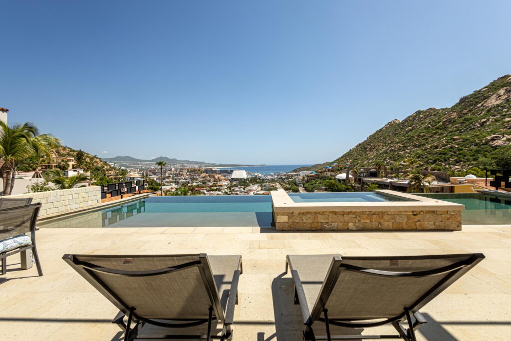 Los Cabos Luxury Pedregal Csl CASA MOE. Spectacular luxury residence conveniently located in the exclusive Pedregal of Cabo San Lucas. Modern contemporary with a privilege superior – Camino del Mar 30, Cabo San Lucas, BS