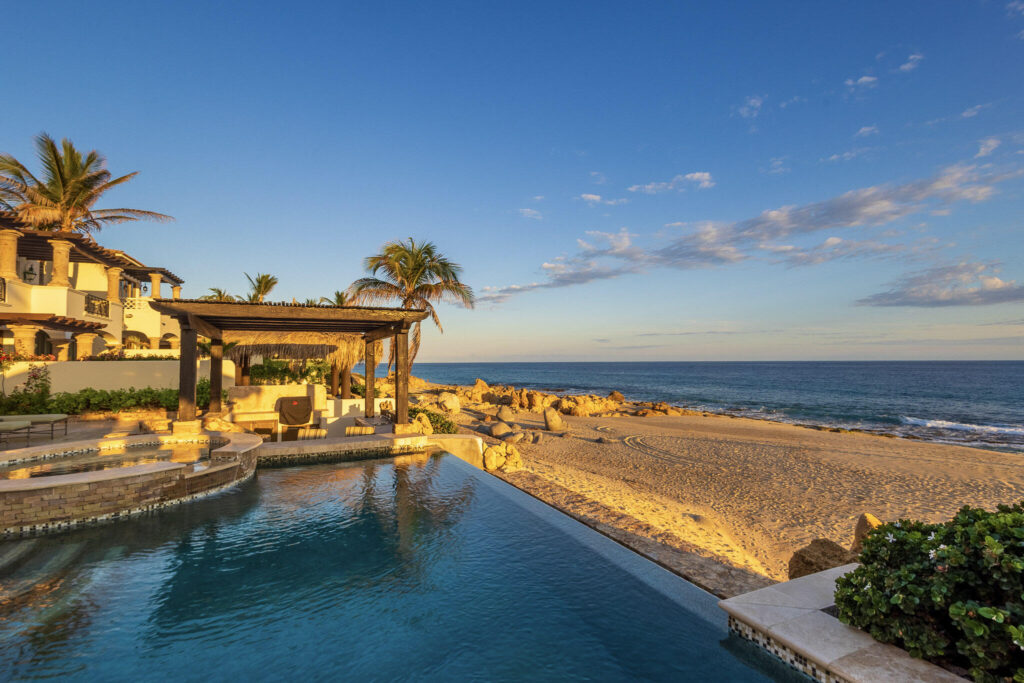 Los Cabos Luxury El Encanto Casa Cielo — Beachfront Hacienda Luxury in El Encanto de La LagunaCasa Cielo presents a rare opportunity to experience true beachfront living in the prestigious community of El Encanto de La Laguna. This 4-bedroom, 4-bathroom private villa blends timeless Hacienda architecture with refined, modern luxury finishes, all set on a pristine stretch of sand with panoramic ocean – El Encanto 13 - Casa Cielo, San Jose del Cabo, San Jose del Cabo, BS