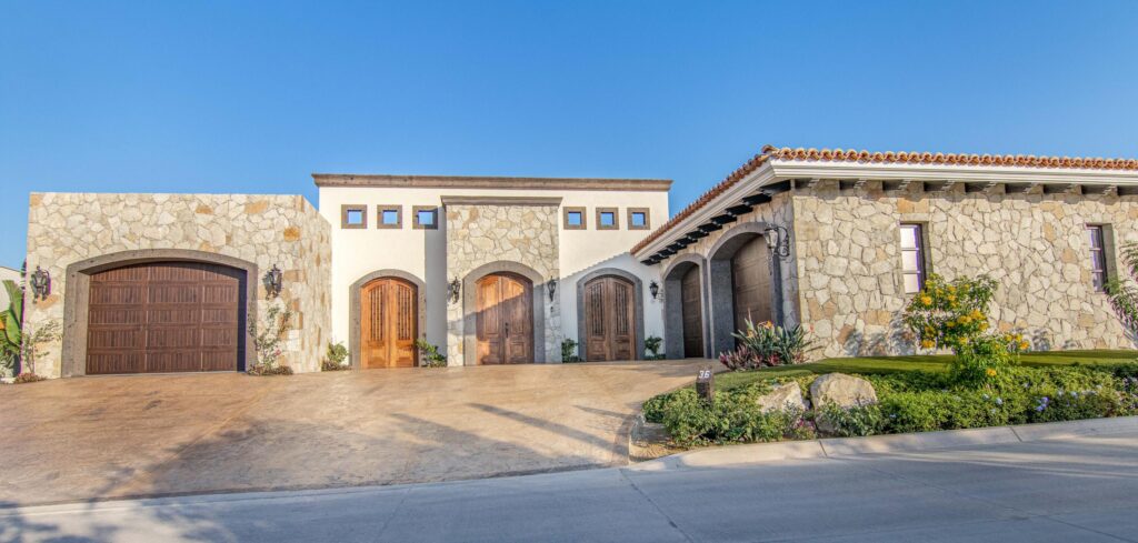 Los Cabos Luxury Golf Villas Explore this exceptional Golf Villa in Diamante, offering sweeping – Contigo Cerritos Villa B1, Pacific, BS
