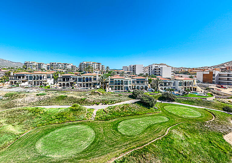 Los Cabos Luxury Park Hyatt BACK ON THE MARKET!Experience exceptional oceanfront living in the prestigious, double gated community of Puerta del Sol, nestled within the world renowned Cabo del Sol master planned community.This beautifully maintained, fully furnished villa offers approximately 4,500 square feet of living space with 4 spacious bedrooms and 4 full bathrooms. Showcasing timeless original finishes that have been meticulously cared for, the home combines classic elegance with spectacular panoramic – Puerta Del Sol 11-Villa Cisne, Cabo Corridor, BS